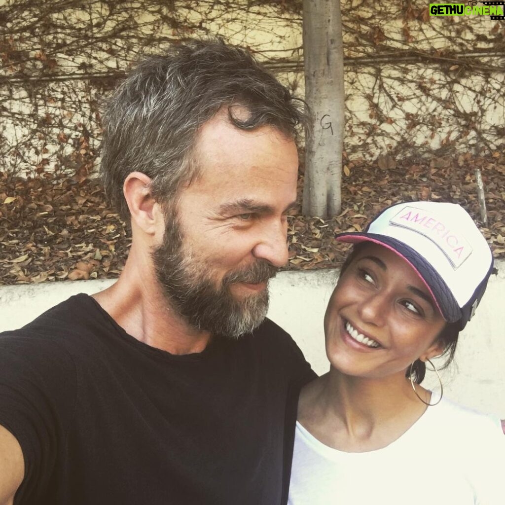 JR Bourne Instagram - Sooo great watching 2 of my dearest friends @echriqui and @tylerhoechlin play two iconic superhero’s lives so beautifully in @cwsupermanandlois Getting to see a friend run down an alley, start opening his shirt, leap up to the sky, save the day, and return to a payphone, stepping out as his secret identity…. WAS AWEEESOOOOME!!! My inner fan, starting out in childhood, was all over the place watching Ep 11. Don’t miss tmrws season finale Aug 17, 9/8c on the @thecw