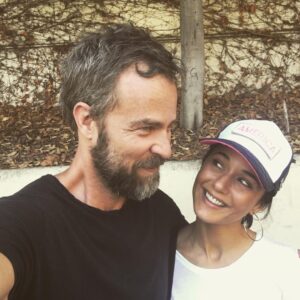 JR Bourne Instagram - Sooo great watching 2 of my dearest friends @echriqui and @tylerhoechlin play two iconic superhero’s lives so beautifully in @cwsupermanandlois 

Getting to see a friend run down an alley, start opening his shirt, leap up to the sky, save the day, and return to a payphone, stepping out as his secret identity…. WAS AWEEESOOOOME!!! 
My inner fan, starting out in childhood, was all over the place watching Ep 11. 

Don’t miss tmrws season finale 
Aug 17, 9/8c on the @thecw