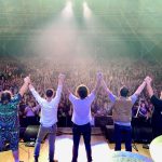 Jack Black Instagram - Best tour ever 🔥😎 great seeing all the fans!!! @tenaciousd EARTH