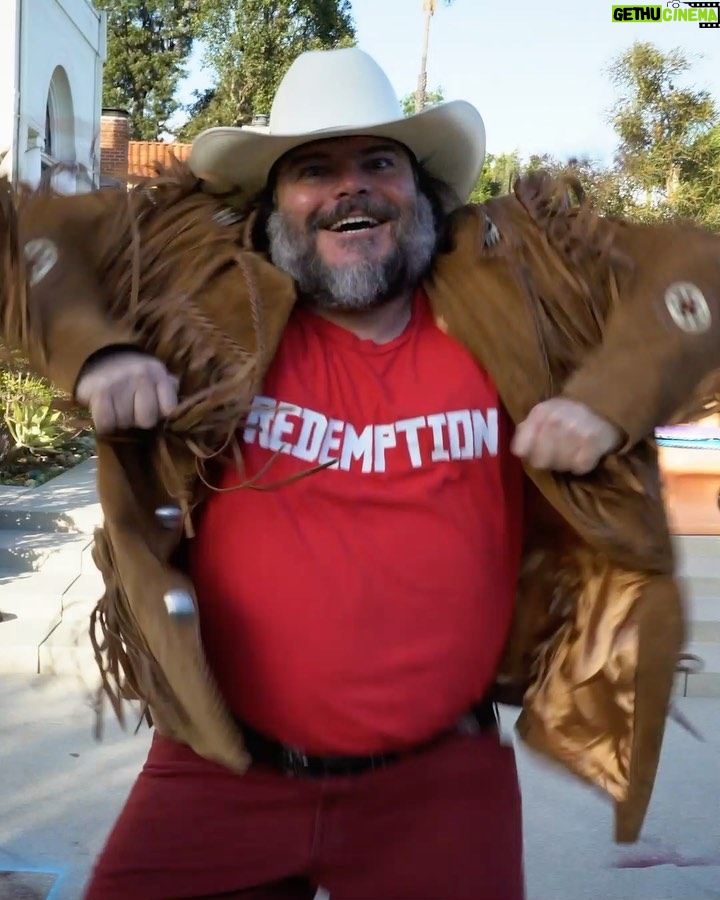 Jack Black - 676.5K Likes - #cowboycardio
📹 @taylorstephens
Link in bio