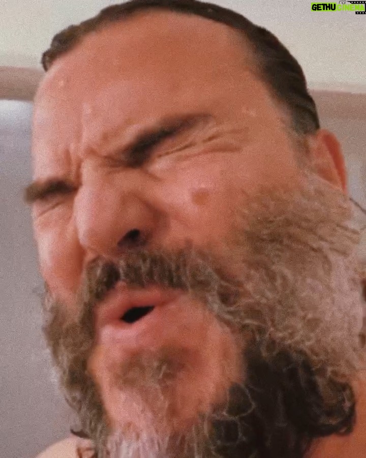 Jack Black Instagram - Thank you Munich! Best show we’ve ever done 🇩🇪 #BathTimeThoughts Munich, Germany