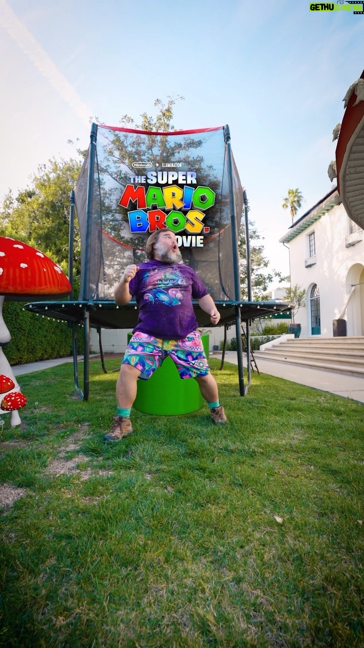Jack Black - 1 Million Likes - Let’s a gooooooooo!
📹 @taylorstephens