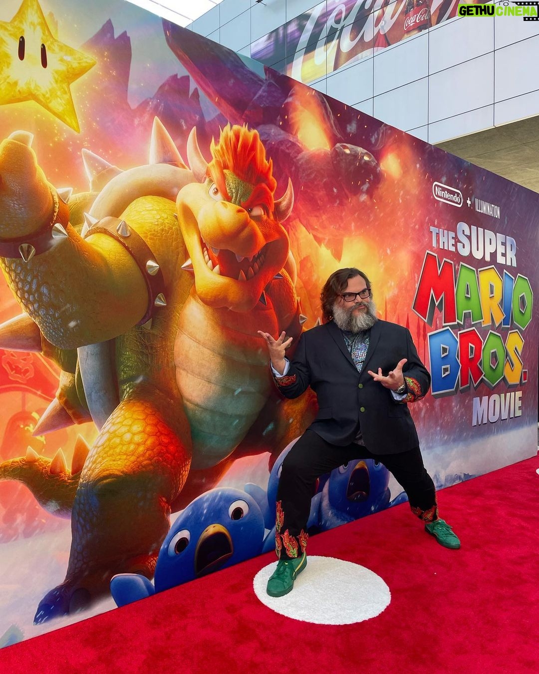 Jack Black - 4.4 Million Likes - Super Mario Fashion design by @daynapinkthings