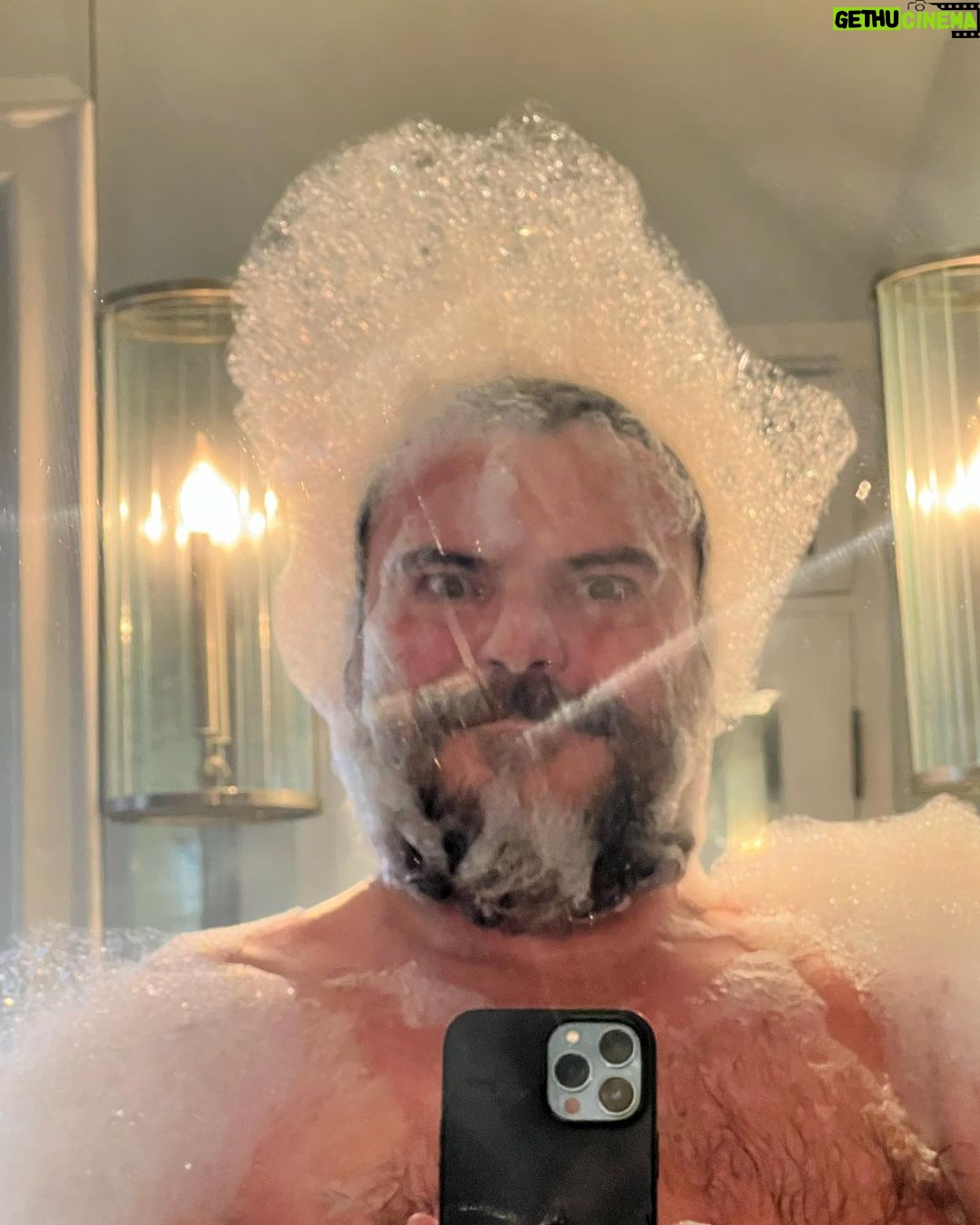 Jack Black - 1.6 Million Likes - Fresh out the bubble bath and ready for 2023