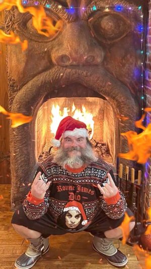 Jack Black Instagram - Have a very metal Christmas ⛄️ 
🎵 @_ronniejamesdio