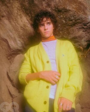 Jack Dylan Grazer Instagram - Fun shoot with @gq 
Link to interview in bio
📷 @nik80s
@sonialeeartistry @tiffbrisenostylist 
@platformprteam