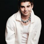 Jack Griffo Instagram - What hurts my heart these days is seeing us destroy ourselves. By whatever means it may be, whatever our vices are. Party’s, drugs, booze, sex, work, people’s approval, status, validation, academics, success, fame, money. I’ve used it all. And it’s all garbage. It seems great cuz it’s what we were taught to want. School and society has made us this way. But everyone at a certain point will find that it’s a God-size hole we try to fill with these meaningless things that provide worldly value and momentary pleasure that ultimately never satisfies. “But whoever drinks of the water that I will give him shall never thirst; but the water that I will give him will become in him a well of water springing up to eternal life.”