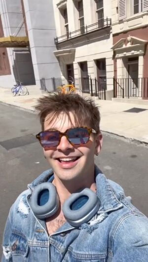 Jack Griffo Instagram - Yeaaa we back.. ⚡️#TheThundermans #TheThundermansReturn #fyp #fy #explore #nickelodeon #family