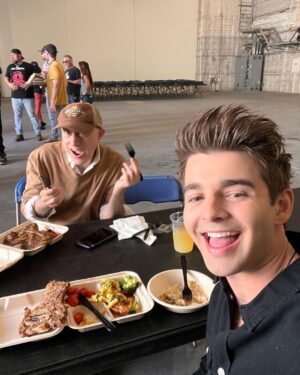 Jack Griffo Instagram - And just like that, it’s the last day. 

I could thank so many people from Jed, Kira, the cast, writers, producers, the fine people at Nickelodeon who believed in us from the start. Props, costumes, camera department, DGA, lighting department, production assistants, editors, sound department, hair and make up, electric, craft services, the stunt team, casting. 

But more than all those people I want to personally thank you. You let us in to your living rooms, your lives, from ur tv, laptop, tablet, your cell phone. You made this train go. The Thundermans has been single handedly and by far THE most impactful experience of my life and getting to come back six years later, just for a month, has been a great joy. 

It’s been an honor and a pleasure representing the teen boy. Showing that despite all that life has to offer, the most important thing is family, and your relationships with the people you love. And that good will always win over evil. Max taught me that, I hope he taught you too. Till next time ⚡️