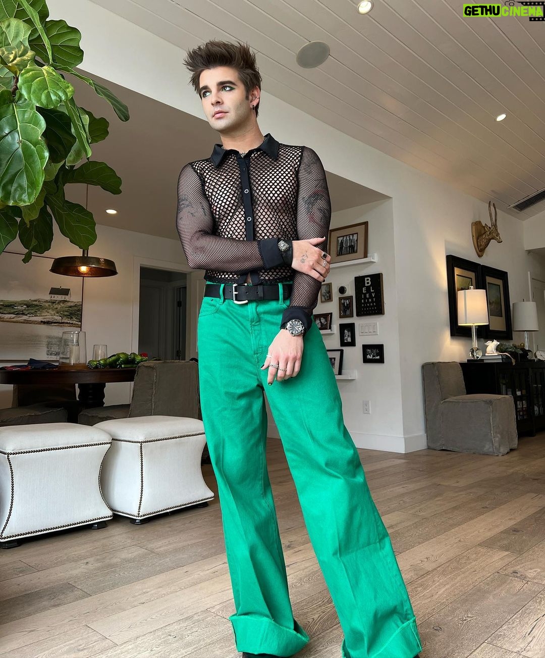 Jack Griffo Instagram - How do you say * went • off * Los Angeles, California