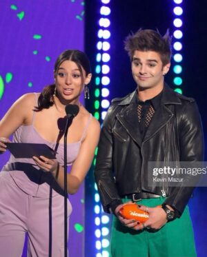 Jack Griffo Instagram - My thunder girls minus 1 ⚡️⚡️⚡️⚡️
So excited to be back filming our movie 🎬 
Addy, Diego, and Chris couldn’t make it yesterday but they will be with us on set next month 😎 
thank you all so much we love you ⚡️💛