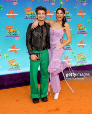 Jack Griffo Instagram - My thunder girls minus 1 ⚡️⚡️⚡️⚡️
So excited to be back filming our movie 🎬 
Addy, Diego, and Chris couldn’t make it yesterday but they will be with us on set next month 😎 
thank you all so much we love you ⚡️💛