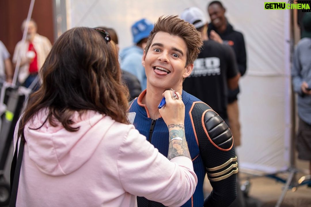 Jack Griffo Instagram - Enjoy The Thundermans Return right now, only on Nick and Paramount +⚡️🩵