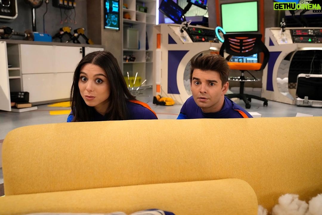 Jack Griffo Instagram - Enjoy The Thundermans Return right now, only on Nick and Paramount +⚡️🩵