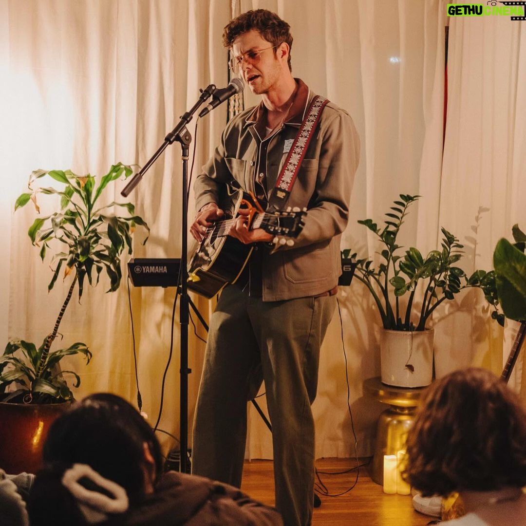 Jack Quaid Instagram - @silverlakejams 🦝 Los Angeles, California