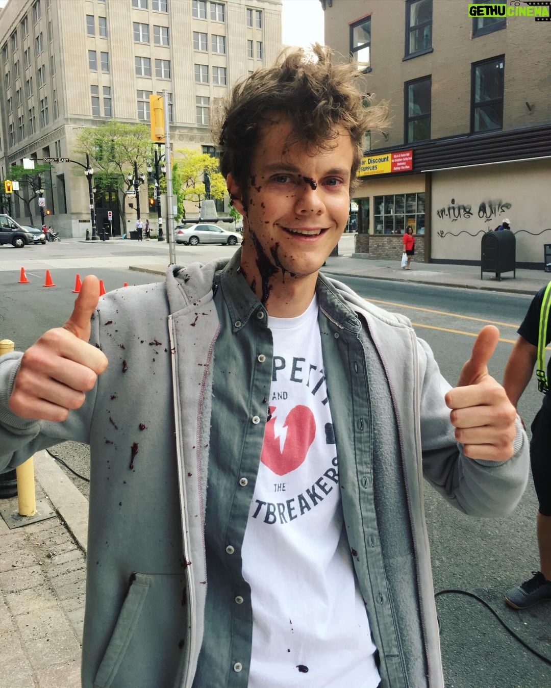 Jack Quaid - 133.8K Likes - ❤️ Happy Valentine’s Day, Everyone!