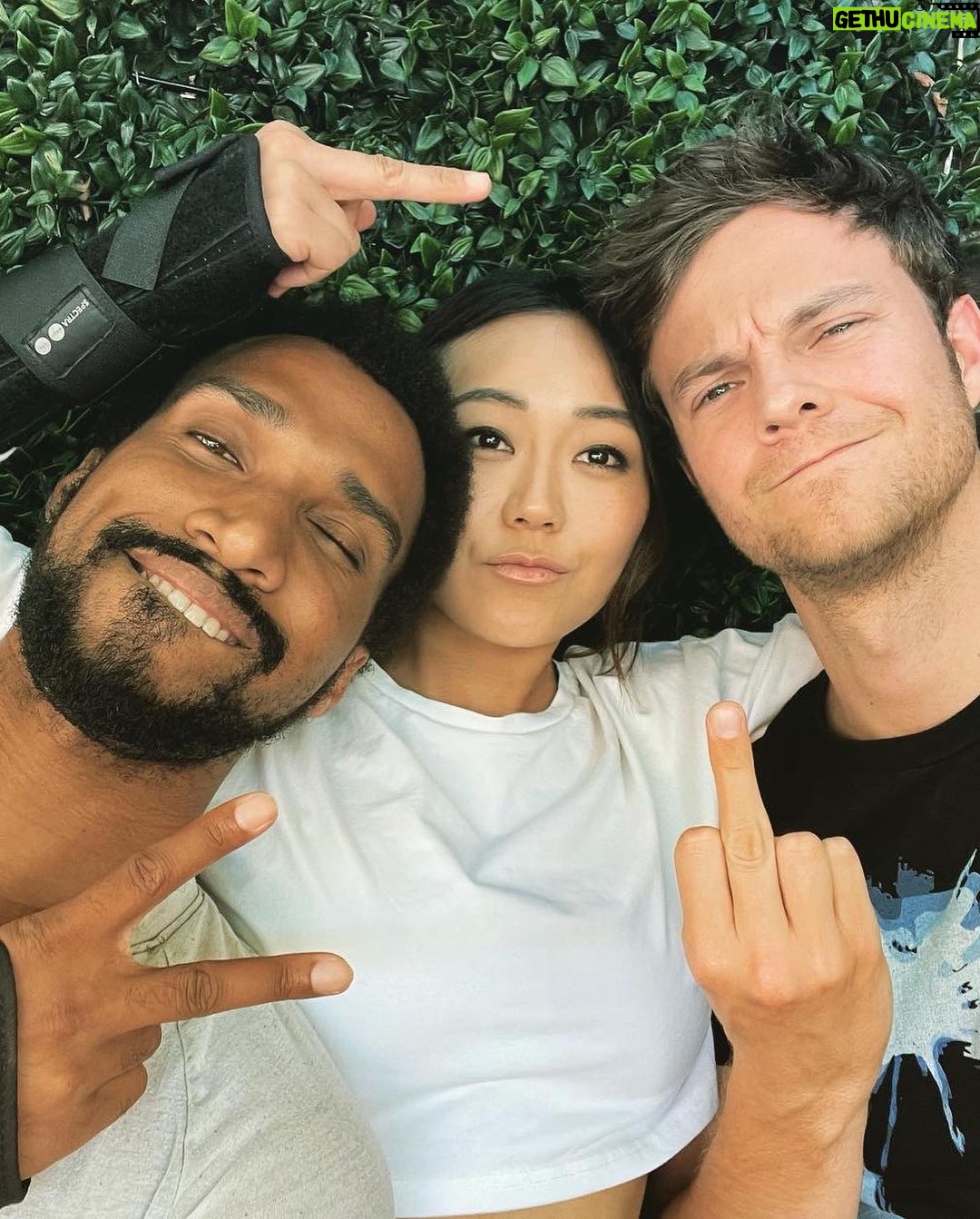 Jack Quaid Instagram - 🖕🏻LA PEOPLE! In honor of #nationalsuperheroday @theboystv is doing a marathon screening of season 3 in Culver City starting TODAY! Check it out! Also just to celebrate here’s some more BTS of Season 3 for ya! #TheBoys #FYC #bts