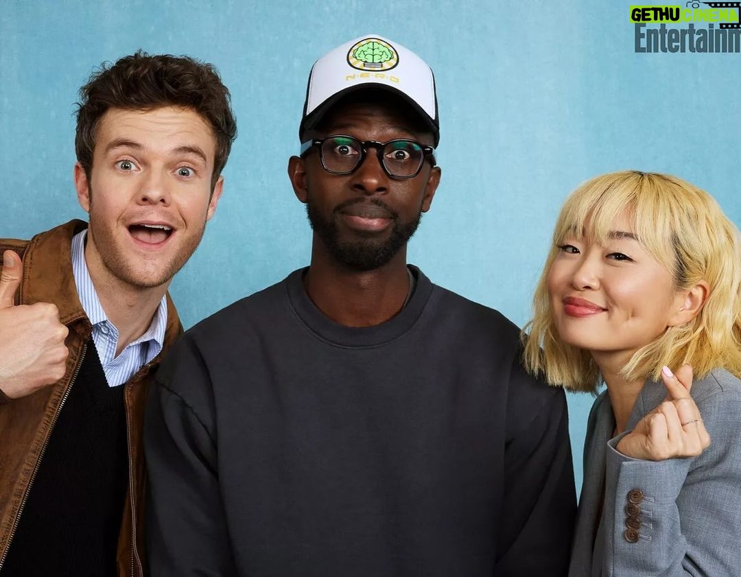 Jack Quaid Instagram - We FINALLY got to talk about #MyAdventuresWithSuperman in public! Thanks @scadtvfest for the mid-week weekend. #superman #clarkkent #loislane #jimmyolsen #scadtvfest