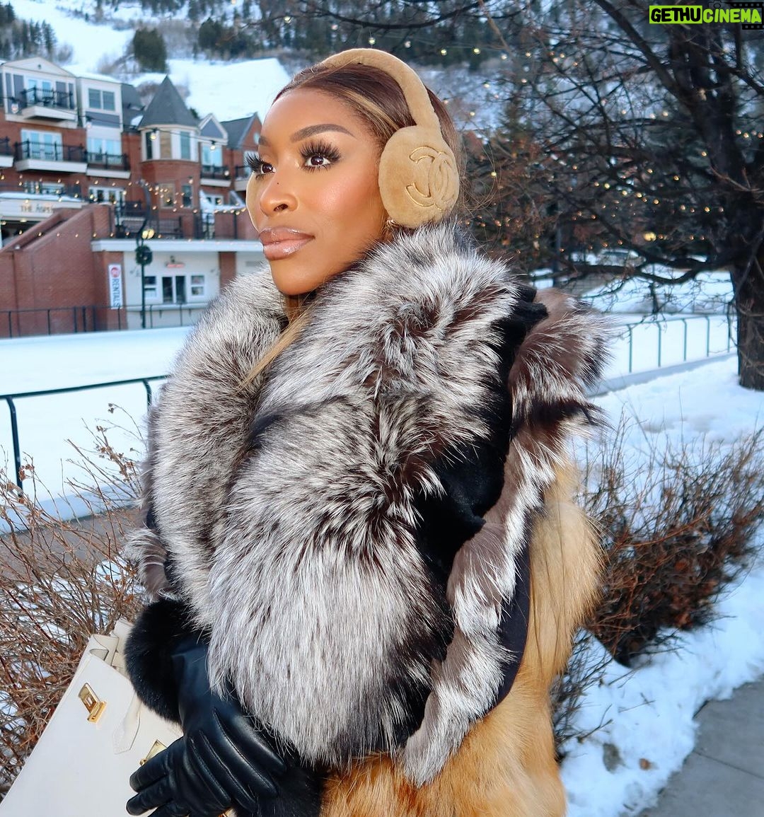 Jackie Aina Instagram - looking good heals me, spiritually floor length vest: @thefurandleathercentre