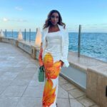 Jackie Aina Instagram - do it right the first time 🐚 thank you @hanifaofficial for this stunning look via @parischea Condado Vanderbilt Hotel