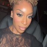 Jackie Aina Instagram - Sometimes my makeup looks absolutely chaotic until the very end 🤭