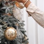 Jackie Aina Instagram - love staying connected with family, especially during the holiday season, with @tmobile #TMobilePartner