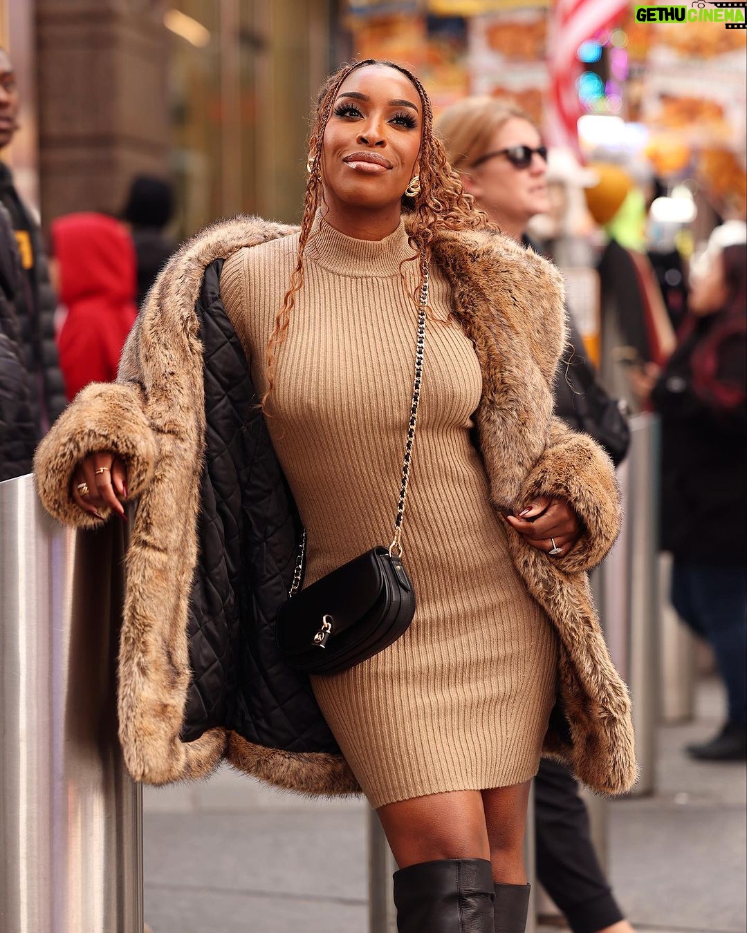 Jackie Aina Instagram - draped in @michaelkors for the @tiktok x @sephora creators summit and absolutely loved this look Times Square, New York City