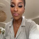 Jackie Aina Instagram - Los Angeles: where shorts and jackets as an outfit pairing actually make sense.