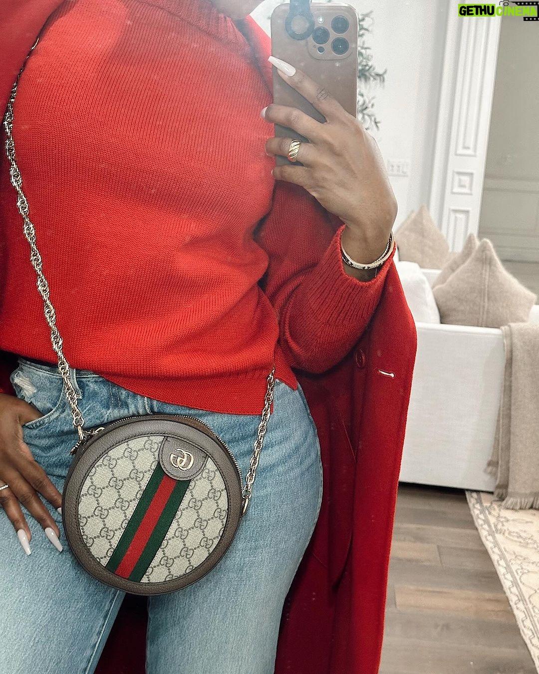 Jackie Aina Instagram - who wanna play wit Jackie