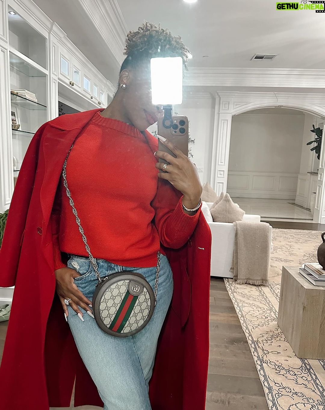 Jackie Aina Instagram - who wanna play wit Jackie