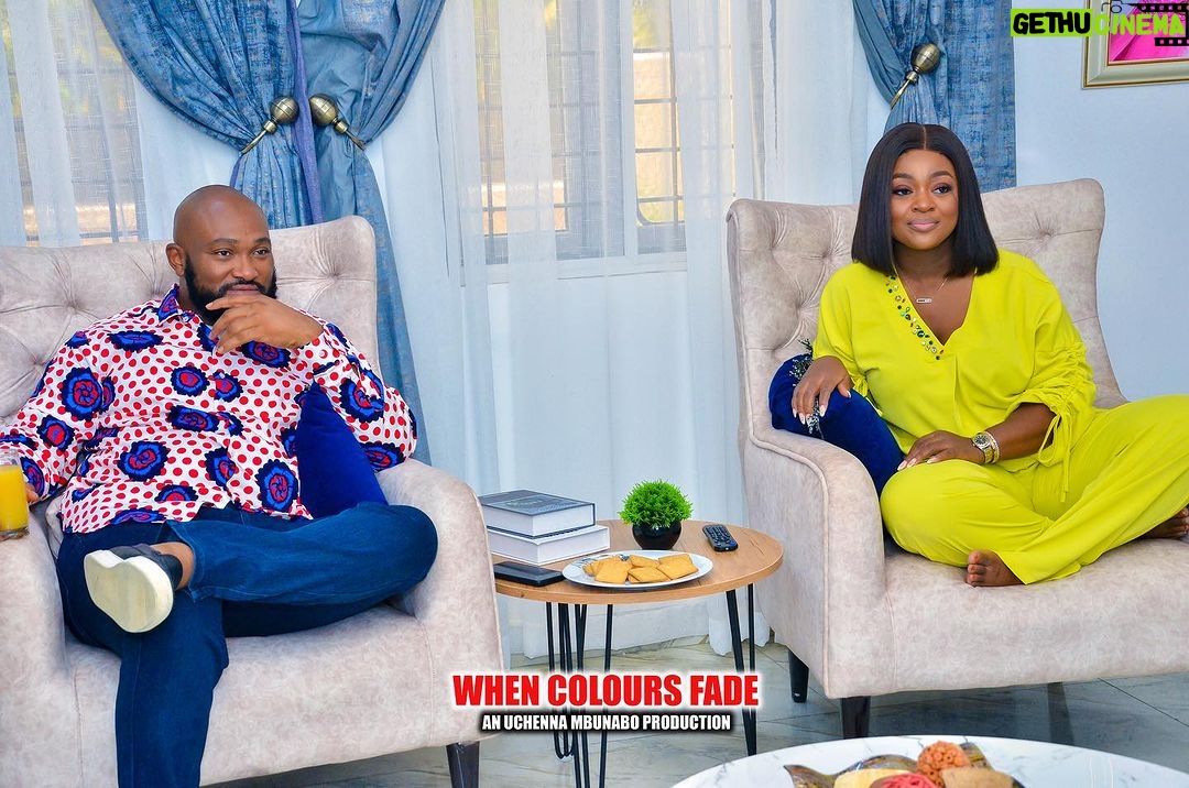 Jackie Appiah Instagram - Lights, camera, wrap! 🎬🎉 It’s a wrap on an unforgettable movie set. “WHEN COLOR FADES” Grateful for the incredible journey and the memories we’ve created. @blossomchukwujekwu @heavenly_dera Directed by @chidoxflash Hair @shika_hairgh