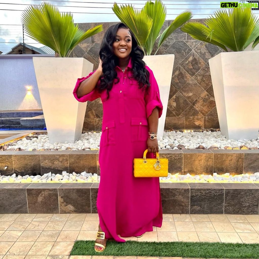 Jackie Appiah Instagram - Little by little, day by day. Dress @fashionfivar Hair @prikelshairltd Hairstyling @p.n.d_styles