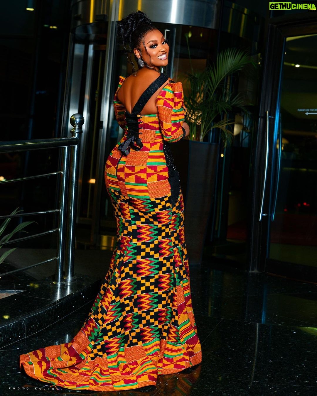 Jackie Appiah Instagram - Glam team for amvca culture night Dress by @yoli_koomson Styled by @bveystyling Hair @prikelshairltd Kente @goba_kente Accessories @sparkles_jewellerygh Picture @photokulture Makeup @bukolastouch_ @redcarpetmovie @samismediaproduction #amvcaculturalday2023 #amvcaculturalday @africamagic @bellanaijaweddings @stylerave_ @ms_asoebi @asoebibella @bellanaijaonline @bellanaijastyle