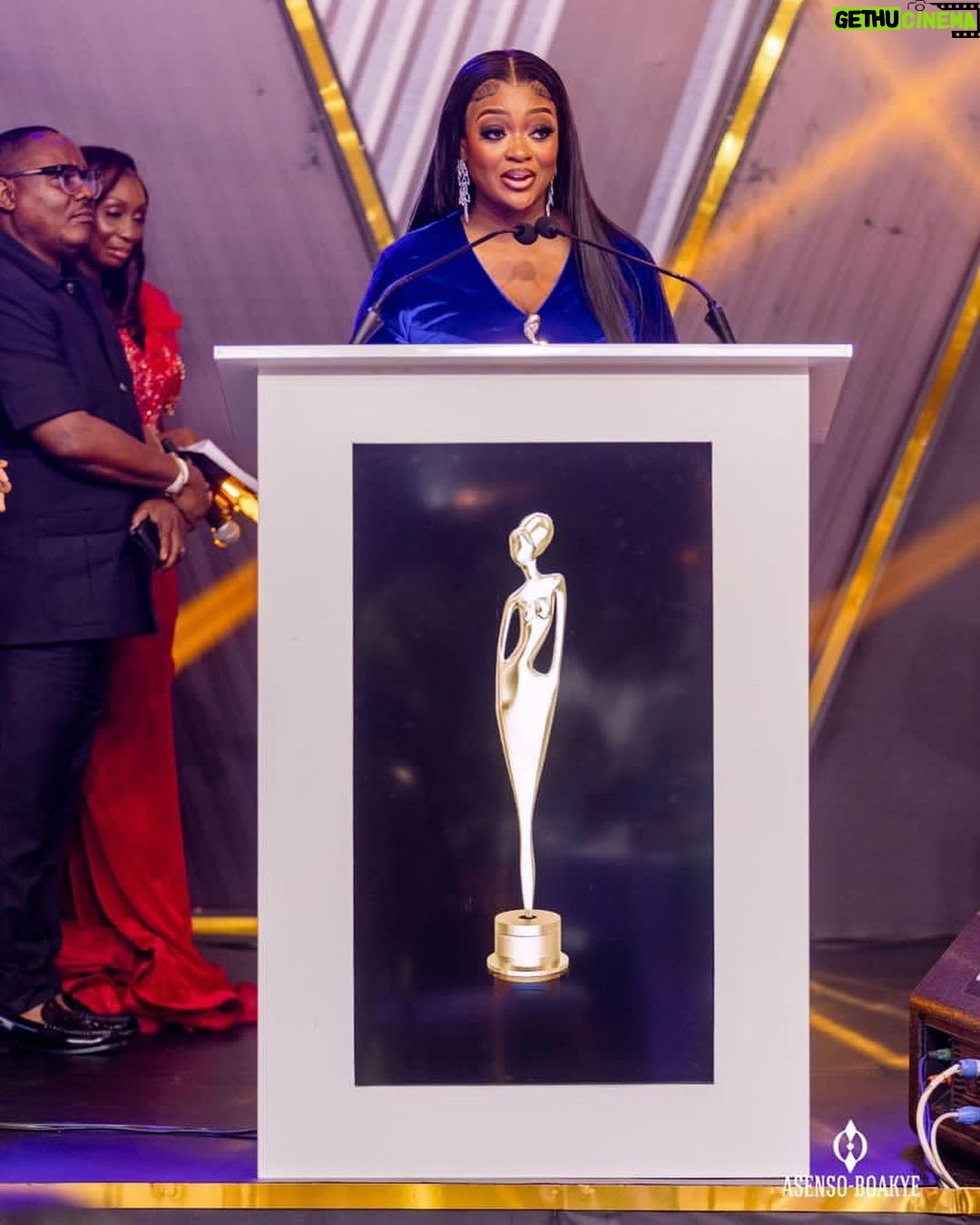Jackie Appiah Instagram - The roots of true achievement lie in the will to become the best you can become. @glitzafrica.hq