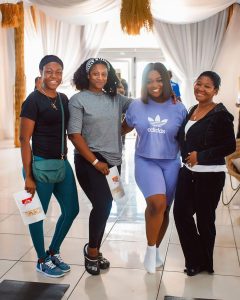 Jackie Appiah Instagram - Strong is the new pretty 💪👧 #WorkoutGoals #FitnessJourney