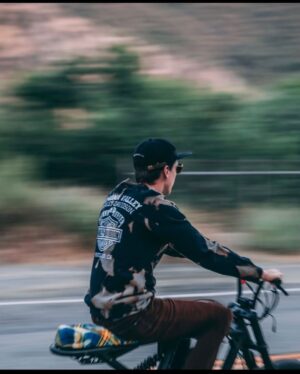 Jacob Bertrand Instagram - Thanks @super73 for the bike its fuckin awesome. 

And thanks @donniekanephoto for ze pictures