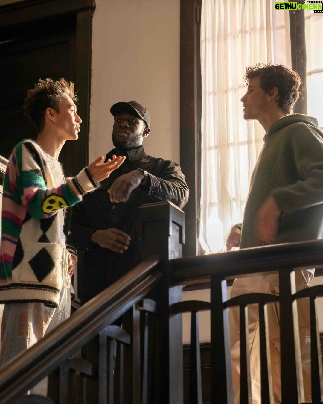 Jacob Collier Instagram - ‘Witness Me’ music video out now ❤️🔥 Here are some postcards! Thank you all for listening with such warm hearts and ears. It’s been an unforgettable week. Video link in bio 💫 @shawnmendes @stormzy @kirkfranklin