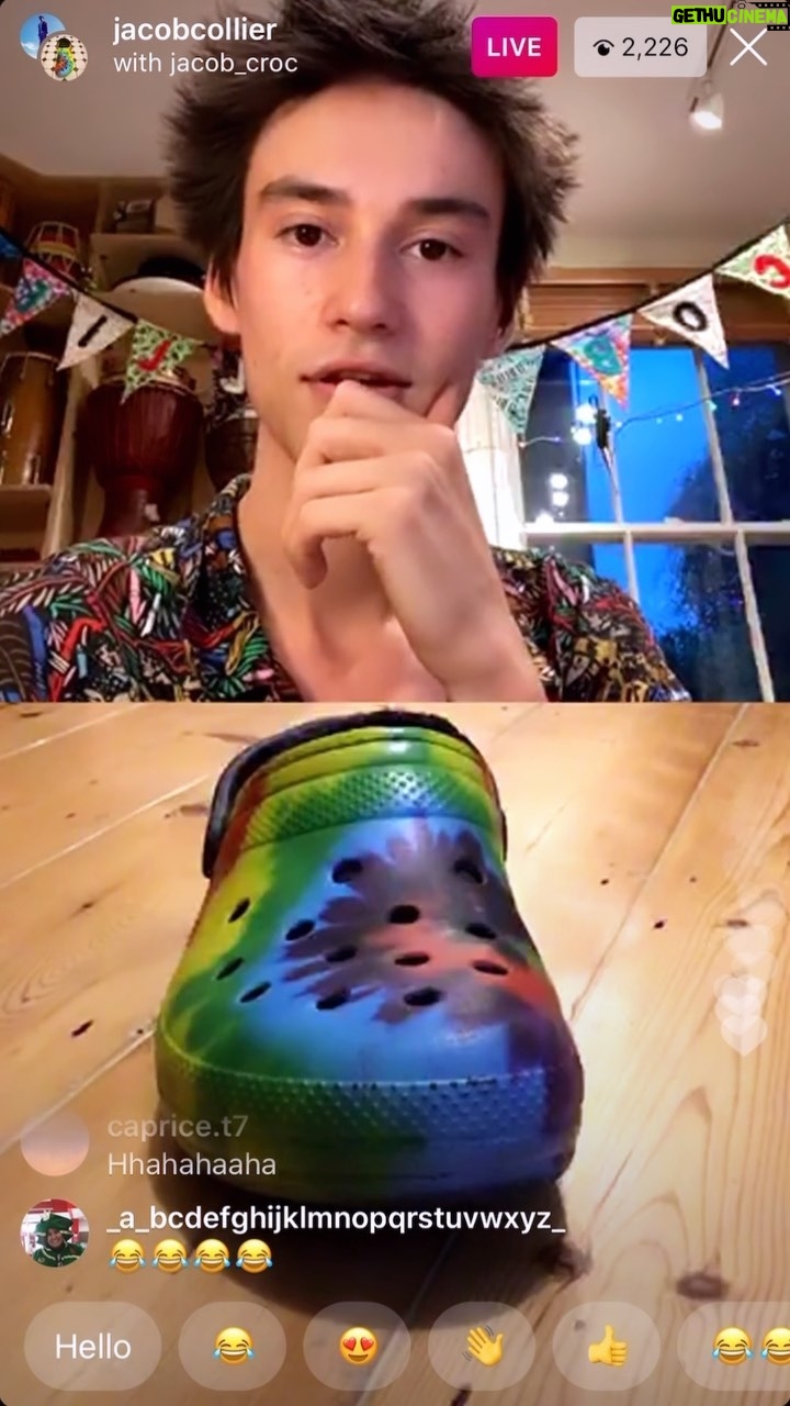 Jacob Collier Instagram - 2020 throwback for national croc day. We should do this again sometime @jacob_croc 🙌🏽