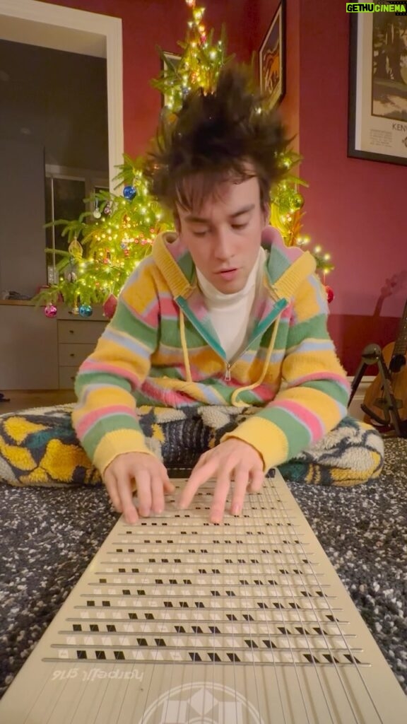 Jacob Collier Instagram - Little Blue on the harpejji! I need a haircut. Love you all!