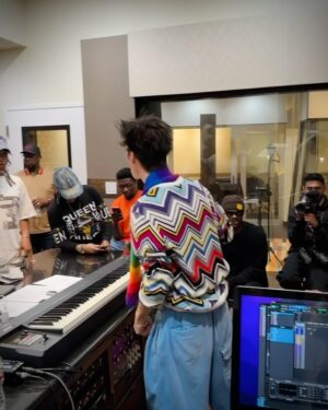 Jacob Collier Instagram - ONE WEEK OF DJESSE VOL. 4 💥

Thank you for the deep, deep love you have shown. I’m completely bowled over ♥️

What are some of your favourite moments?