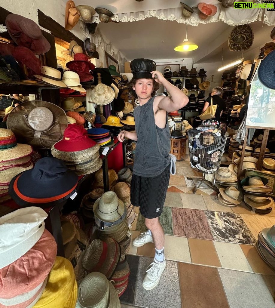 Jacob Sartorius Instagram - a long and hard hunt on the search for a new hat Monpazier, France