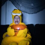 Jacob Tremblay Instagram – Eating junk and watching horror movies is not cancelled.  #happyhalloween 🎃
#Garfield 
*
(📷: @camillecandia)