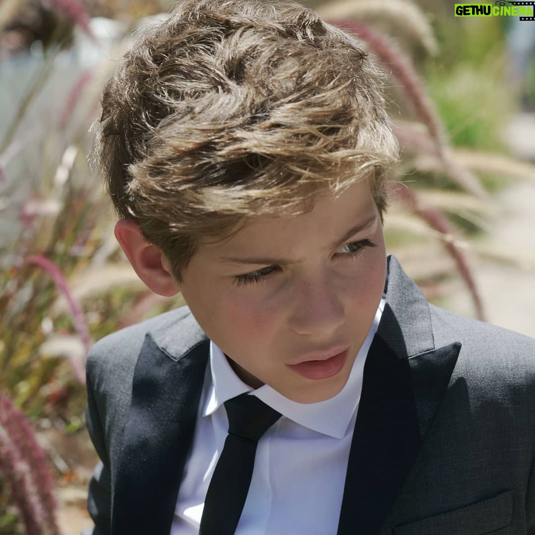 Jacob Tremblay Instagram - Creative Direction: @mrgoetzoffergeld @oor_studio 📷: @rodland.jpg 🙏❤ @numeroberlin