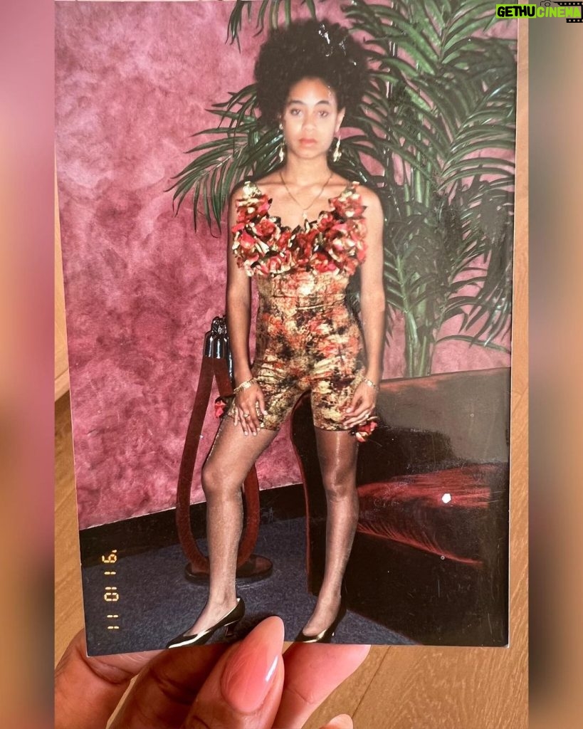 Jada Pinkett Smith Instagram - Now … I had to find some pics to accompany different chapters of my book and THIS one popped up. I didn’t know noth’n about a red carpet and had the nerve to wear THIS outfit to @therealdebbieallen’s getting  a star on the Hollywood Walk of Fame during my A Different World Days😂 Lawd🤦🏽‍♀