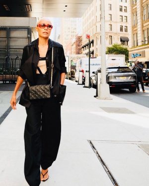 Jada Pinkett Smith Instagram - NYC summer vibez✨