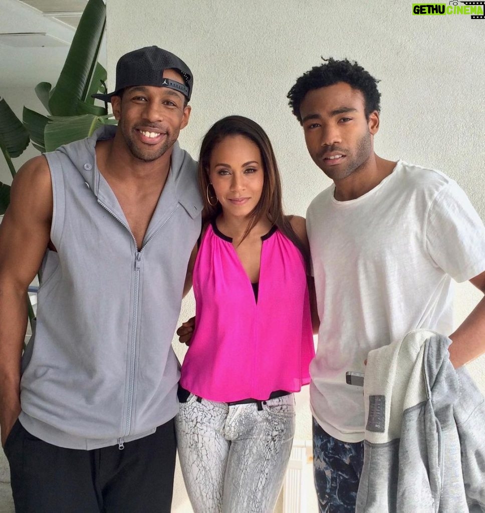 Jada Pinkett Smith Instagram - I woke up this morning to the news that tWitch is gone. My heart aches for his wife Allison and their children Weslie, Maddox and Zaia. My condolences to all his loved ones that he has left behind. We had a lot of good times on the set of Magic Mike. He was so sweet, kind and generous. So many people suffer in silence. I wish he could have known that he didn’t have to. May his beautiful, shining soul rest in the arms of the Great Supreme and may that same Higher Power heal the shattered hearts of his loved ones.🕊️