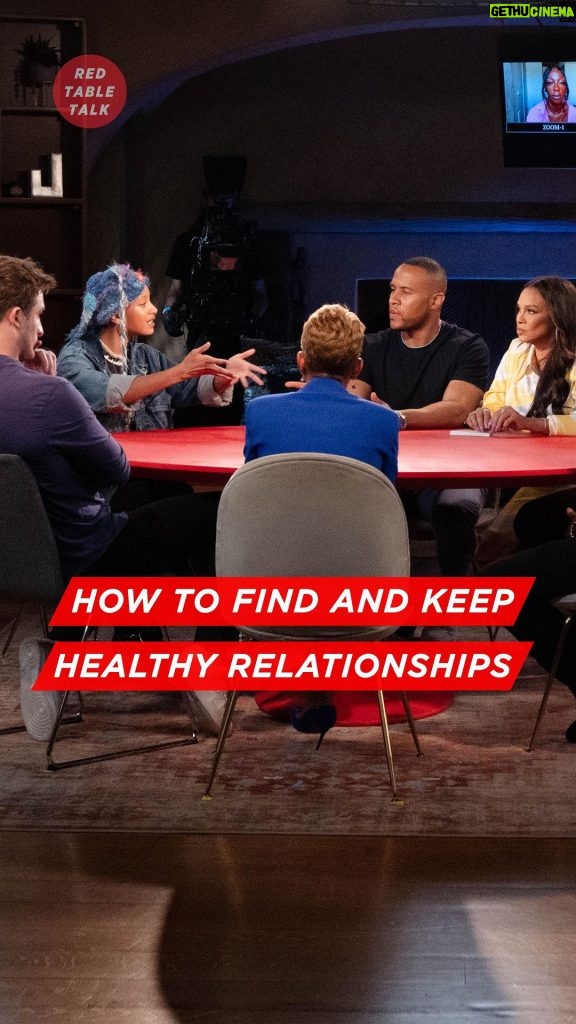 Jada Pinkett Smith Instagram - 𝐋𝐈𝐕𝐄 𝐍𝐎𝐖/𝐋𝐈𝐍𝐊🔗𝐈𝐍 𝐁𝐈𝐎 - Top relationship coaches are here to help you! They have advised millions - now on this special RTT, they are revealing highly sought-after advice you need to hear. Dating coach Matthew Hussey (@thematthewhussey), author Stephan Labossiere (@stephanspeaks), podcast host Lewis Howes (@lewishowes) and relationship advisor DeVon Franklin (@devonfranklin) are joined by a very special woman with decades of wisdom to share: Sheree Zampino (@shereezampino). Stop scrolling … Don’t miss this engaging conversation❣️