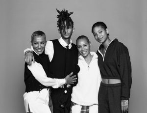 Jada Pinkett Smith Instagram - A perfect Thanksgiving Day✨ I hope yours was as well♥️✨
#gratitude
📸 @alansilfen