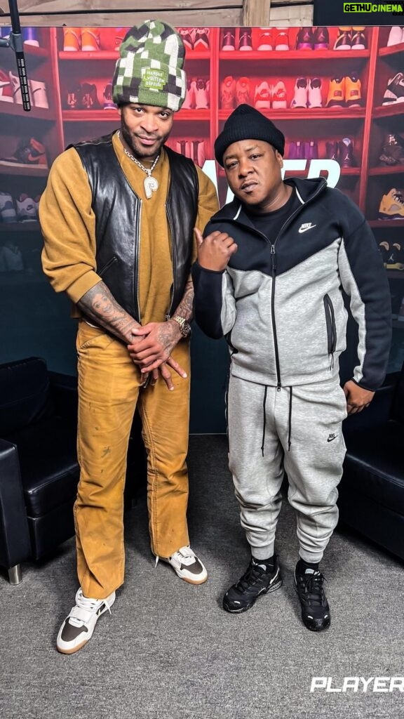 Jadakiss Instagram - It’s all about good vibes and fire kicks when ya boys PJ and Jadakiss get together. Step into the Sneaker Lounge with us 🔥👟 Episode 1 is out NOW on PlayersTV and PlayersTV YouTube | link in bio #nba #hiphop #jadakiss #pjtucker #sneakers
