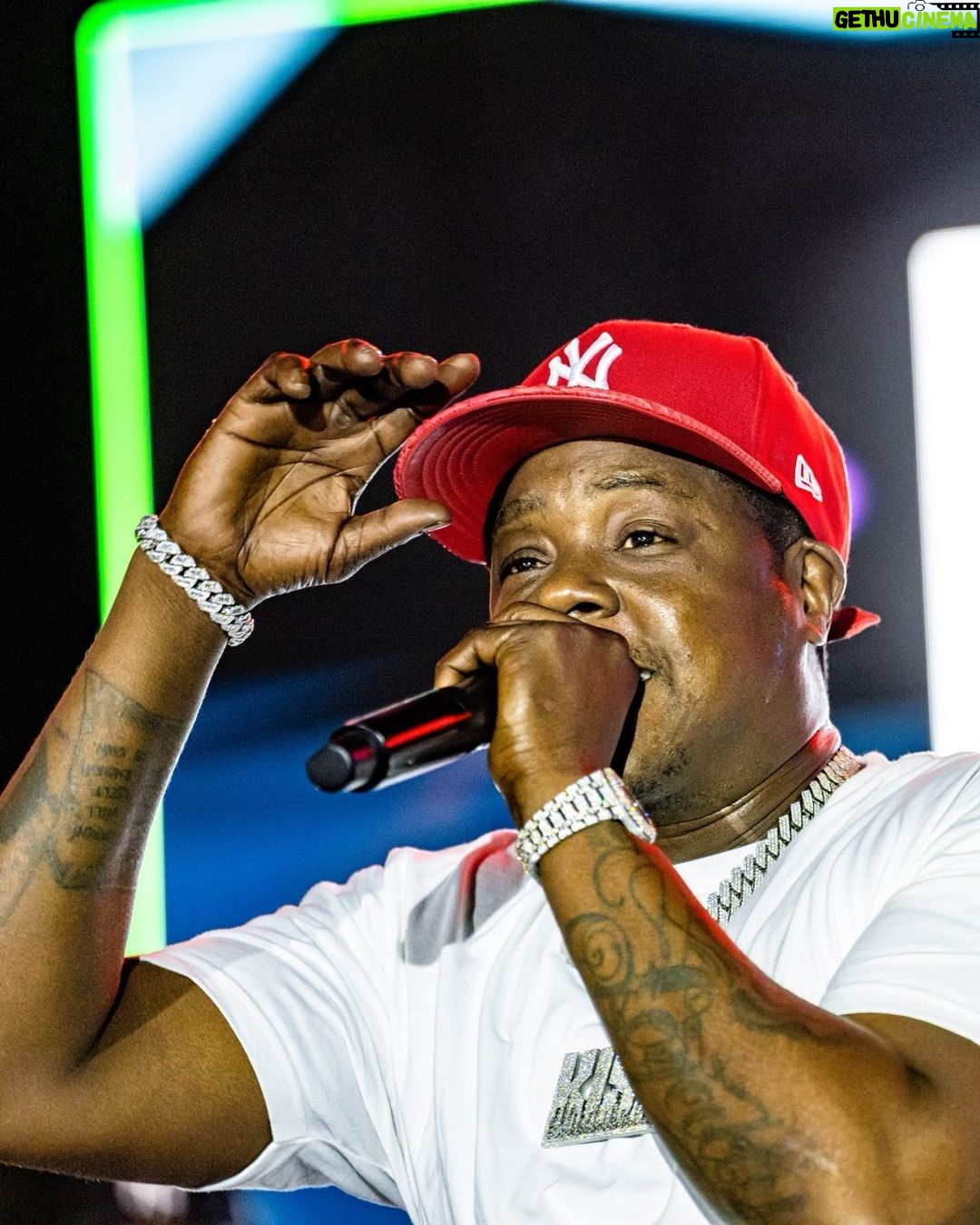 Jadakiss Instagram - salute to Brooklyn. (coney island) 🔥🔥🔥 another day at the office for the Trinity
